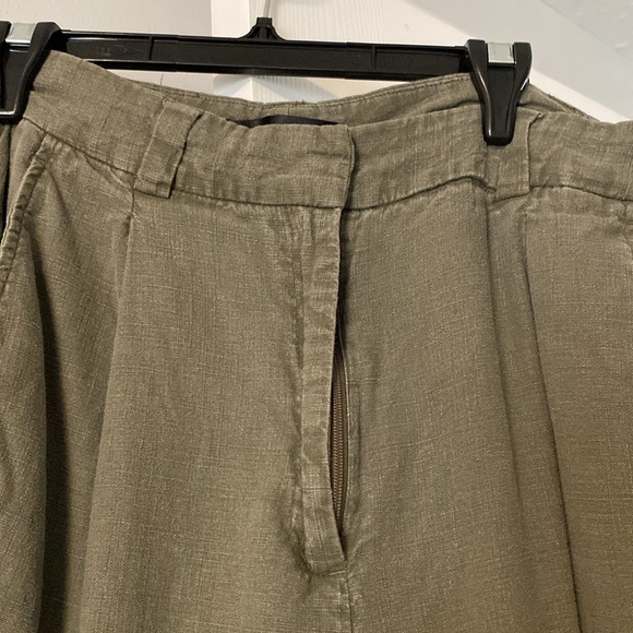 Cargo pants. Clasp and zipper. With pockets. - Picture 2 of 3